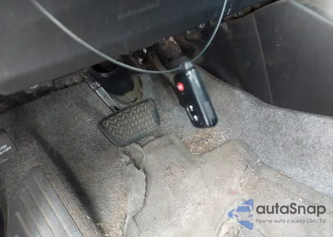 2015 Toyota Prius Four z USA, uszkodzony, nr VIN JTDKN3DU4F1867686